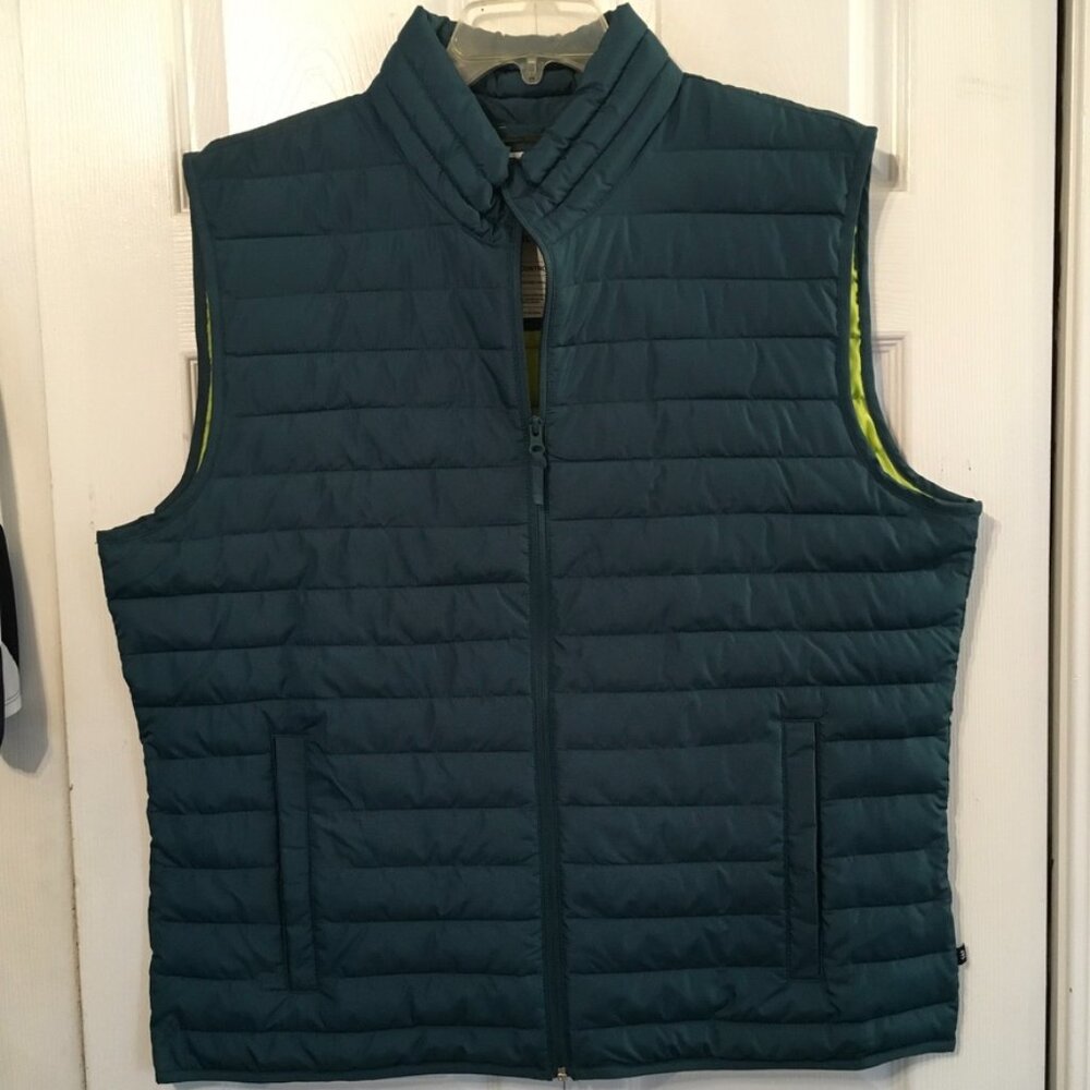 GAP Mens Cold Control Water Resistant Puffer Vest NWOT